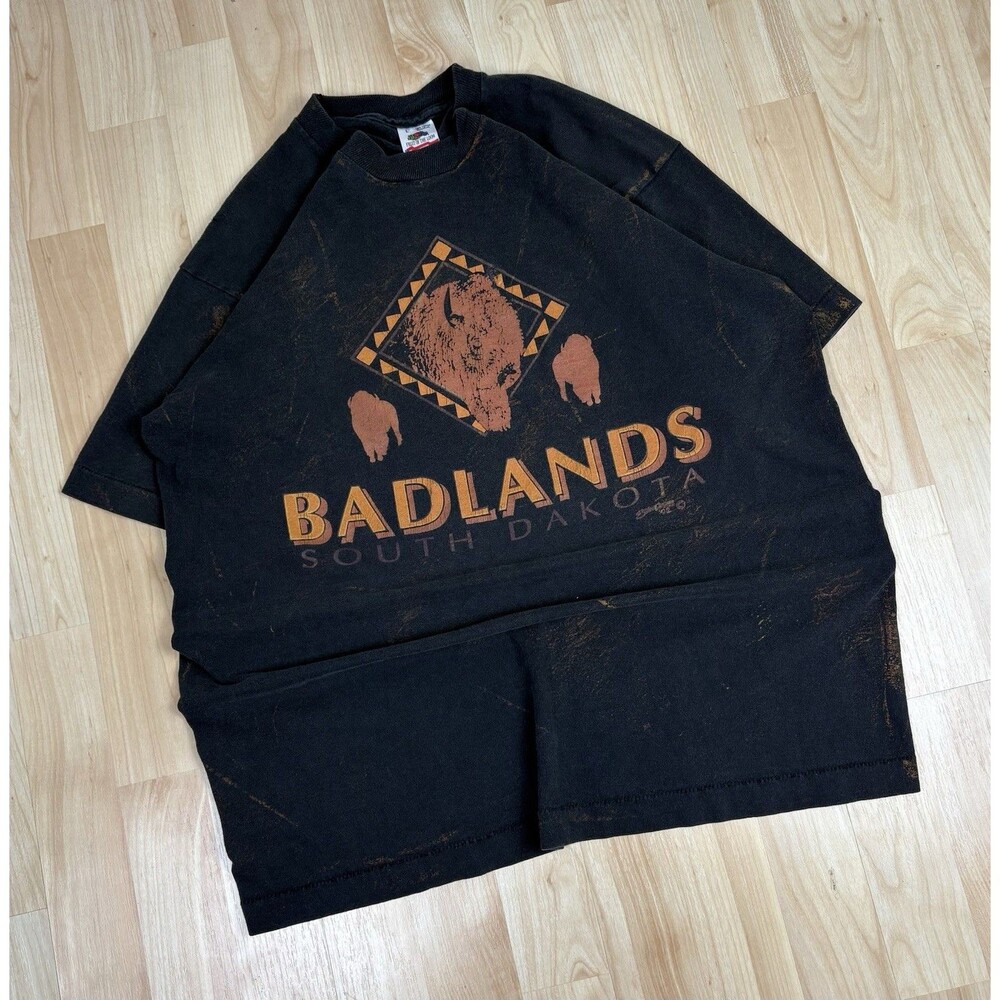 Vintage 90s 1992 Single Stitch Badlands South Dakota Graphic T-Shirt / Large